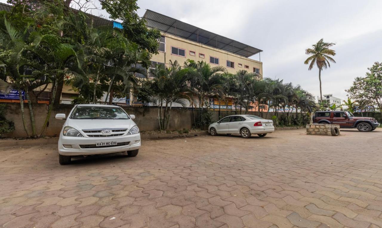 Treebo Suvarna Comforts Hassan Exterior foto